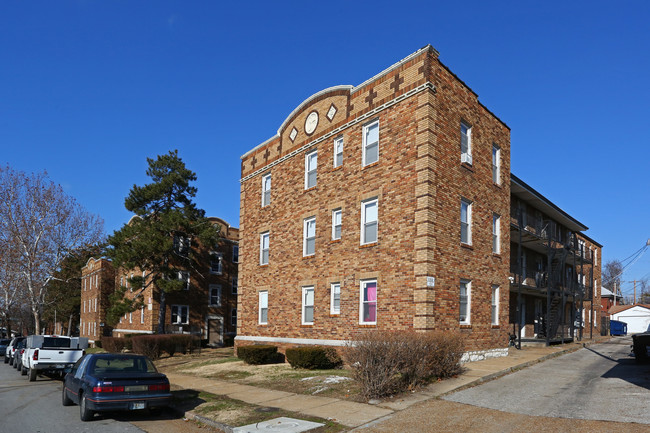 Bingham Court Apartments in St. Louis, MO - Building Photo - Building Photo