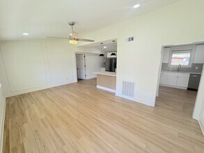 324 Tanglewood Rd in Savannah, GA - Building Photo - Building Photo