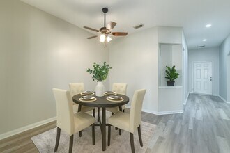 5907 Yaupon Ridge Dr in Richmond, TX - Building Photo - Building Photo