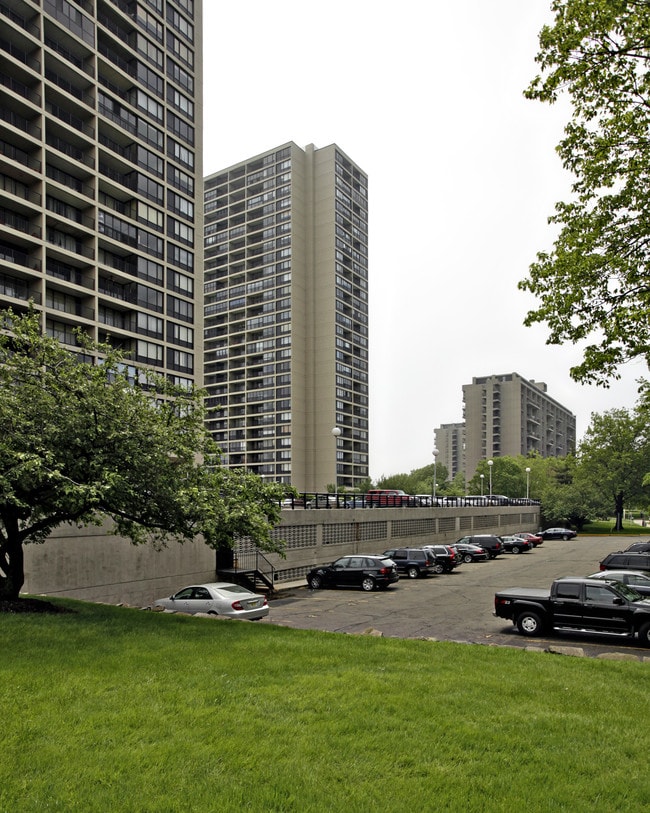 Horizon House in Fort Lee, NJ - Foto de edificio - Building Photo