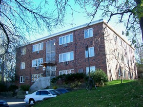 748 Tatum 12-plex in St. Paul, MN - Building Photo - Building Photo