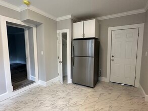 74 Longwood Ave, Unit 2 in Brookline, MA - Building Photo - Building Photo