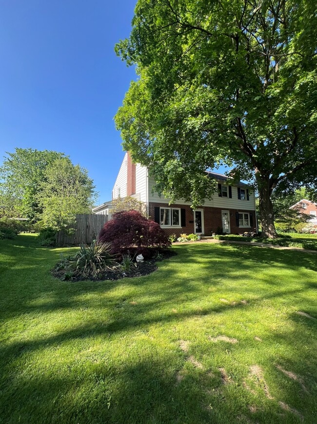 947 Janet Ave in Lancaster, PA - Building Photo - Building Photo