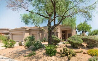 33111 N 71st Way in Scottsdale, AZ - Building Photo