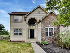 3787 Lake Lanier Dr in Grove City, OH - Building Photo