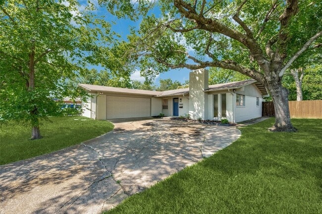 property at 11483 Coral Hills Dr