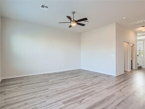 1309 Showbox St in Pflugerville, TX - Building Photo - Building Photo