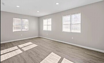 2905 Glendale Ave in Pittsburgh, PA - Building Photo - Building Photo