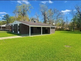 12246 Palmyra Dr in Baton Rouge, LA - Building Photo