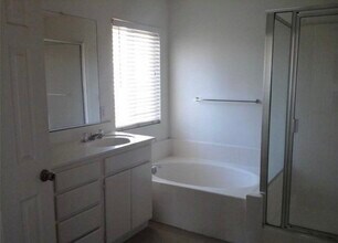 16240 Calle Serena in Moreno Valley, CA - Building Photo - Building Photo