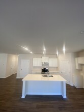 28 Russet Wy in Newnan, GA - Building Photo - Building Photo