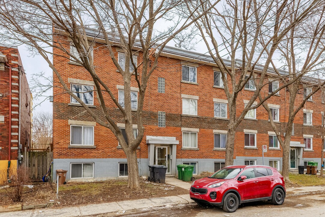 955 5e Avenue in Montréal, QC - Building Photo