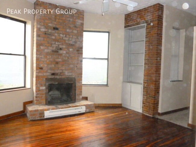 3207 Vine St in Cincinnati, OH - Foto de edificio - Building Photo