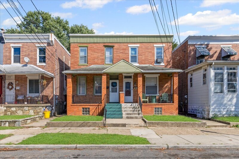 224 Parker Ave in Oaklyn, NJ - Building Photo