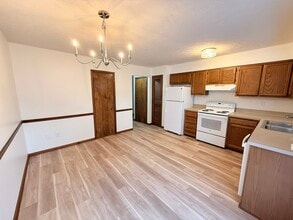 45 N Otterbein Ave in Westerville, OH - Foto de edificio - Building Photo