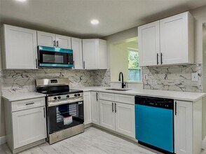 4823 Aegean Ave in Holiday, FL - Building Photo - Building Photo