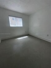 500 NW 24th Ave in Fort Lauderdale, FL - Foto de edificio - Building Photo