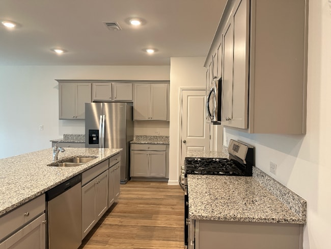 2803 Habibi Ct in Buford, GA - Building Photo - Building Photo