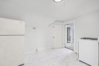 72 Halstead Ave in Wallington, NJ - Building Photo - Building Photo
