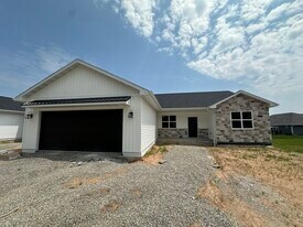 2600 Chambers Xing in Suamico, WI - Building Photo