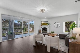 1121 Needlewood Loop in Oviedo, FL - Building Photo - Building Photo