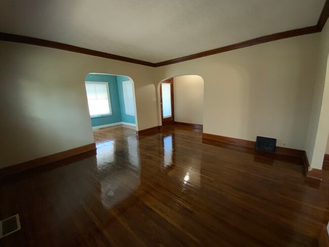 123 N Gilbert St in Danville, IL - Building Photo - Building Photo