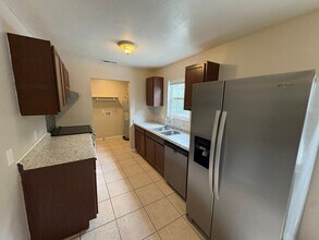 1410 Carolyn Ln in Eustis, FL - Building Photo - Building Photo