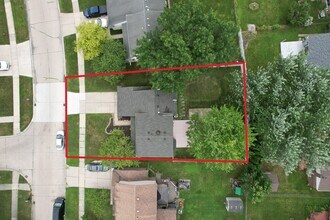 273 Queens Way in Canton, MI - Building Photo - Building Photo