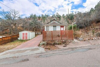 811 Shoshone Pl in Manitou Springs, CO - Building Photo - Building Photo