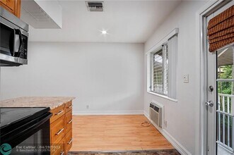 2130 NE 42nd Ct in Lighthouse Point, FL - Building Photo - Building Photo