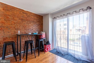 3826 Lancaster Ave-Unit -2 in Philadelphia, PA - Building Photo - Building Photo