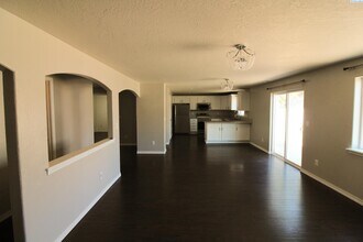 5719 Westport Ln in Pasco, WA - Building Photo - Building Photo