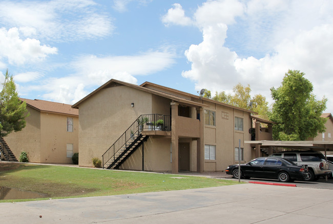 Building 32 in Mesa, AZ - Foto de edificio - Building Photo