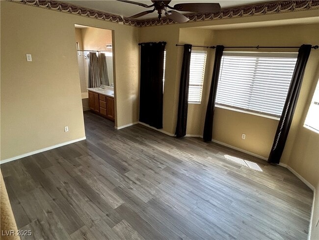 property at 861 Clear Diamond Ave