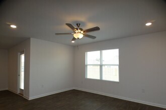 5970 Smarty Jones Wy in Pensacola, FL - Building Photo - Building Photo