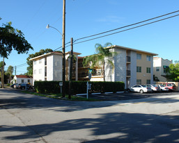 1180 NE 1st St in Fort Lauderdale, FL - Building Photo