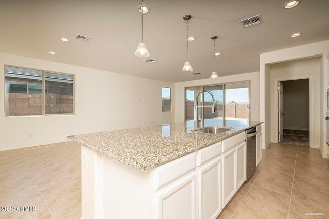 16792 W Gwen St in Goodyear, AZ - Foto de edificio - Building Photo