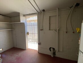 2050 Richard Way in Ceres, CA - Building Photo - Building Photo