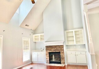 172 Baldwin Ct in Newnan, GA - Foto de edificio - Building Photo