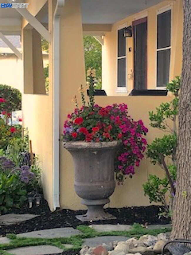 962 S G St in Livermore, CA - Building Photo - Building Photo