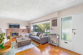 2694 W King Edward Ave in Vancouver, BC - Building Photo - Building Photo