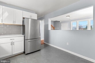 1503 Dixon St in Fredericksburg, VA - Building Photo - Building Photo