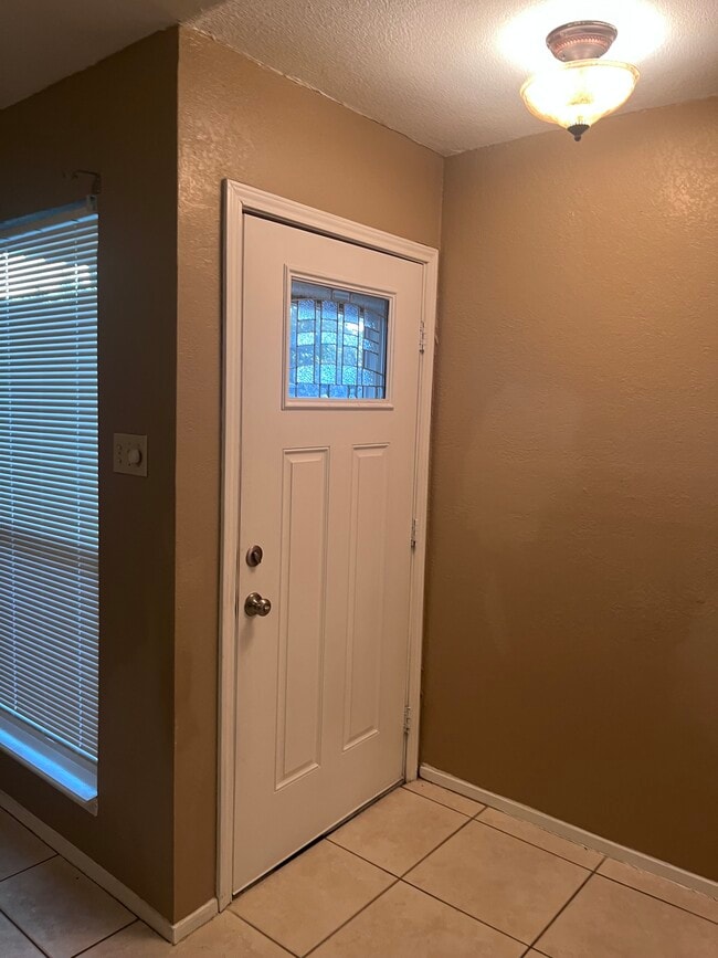 312 Spring Branch Ln in Kennedale, TX - Building Photo - Building Photo