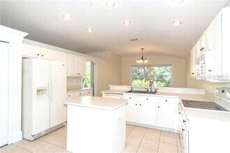 295 Fareham Dr in Venice, FL - Building Photo - Building Photo