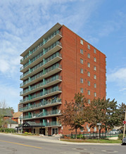 The Clifton in Hamilton, ON - Building Photo - Building Photo