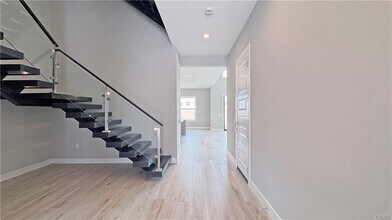 217 Stage in Irvine, CA - Building Photo - Building Photo