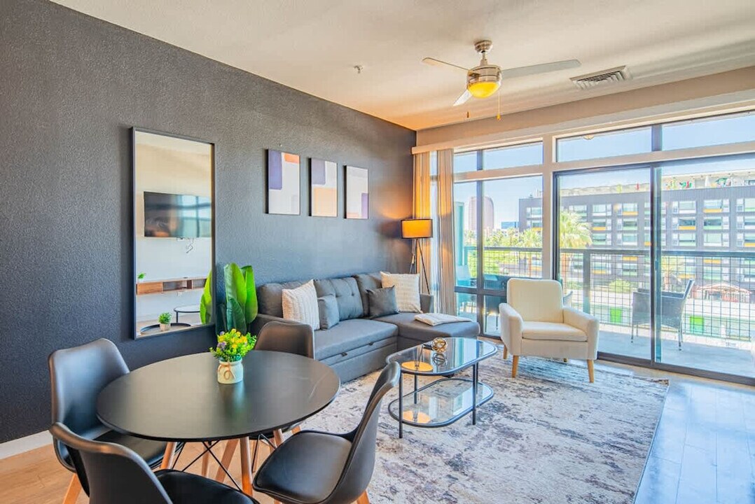 290 E Roosevelt St in Phoenix, AZ - Building Photo