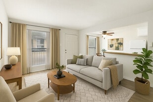 Evergreen Estates in Longview, TX - Building Photo