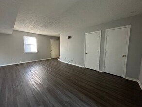 1035 Kendrick Creek Rd in Colonial Heights, TN - Building Photo - Building Photo