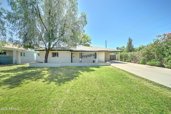 property at 4201 E Avalon Dr